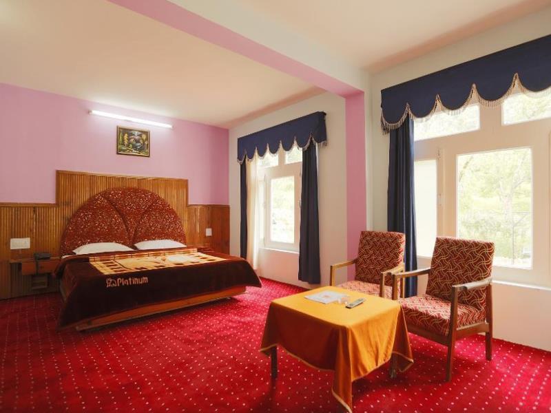 Hotel Mohan Palace Манали Экстерьер фото